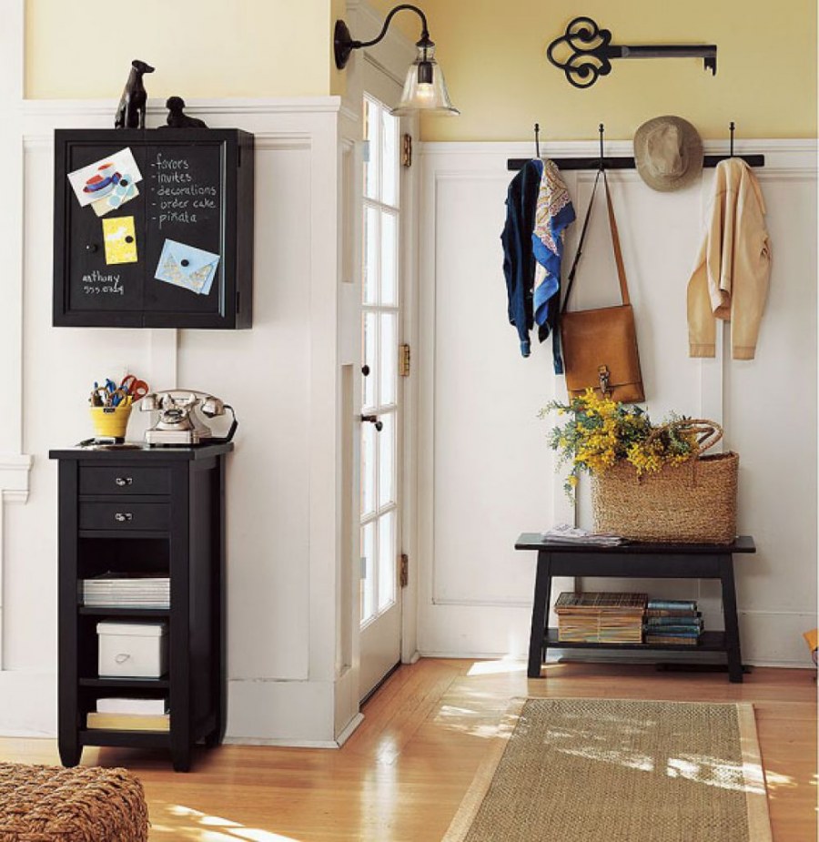 Декор маленького коридора