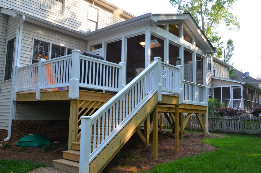 Терраса на высоком фундаменте