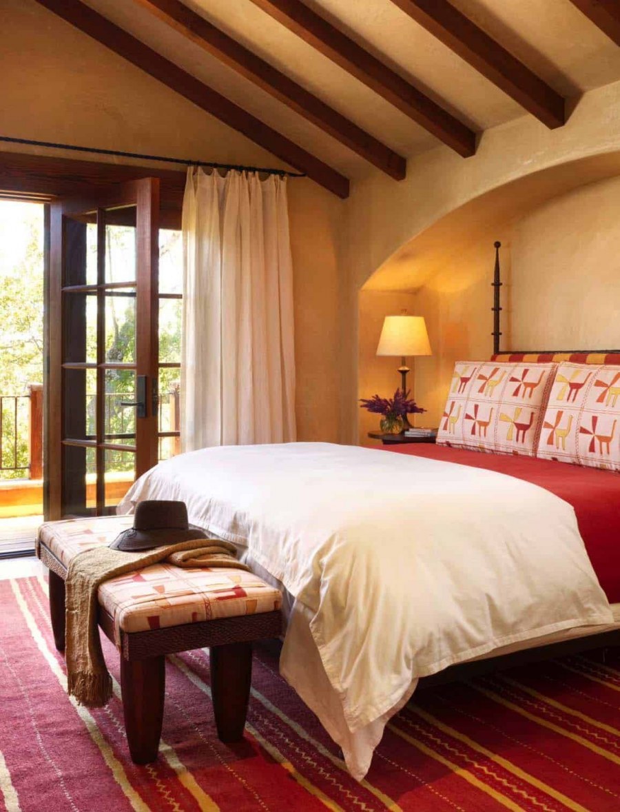 Спальня в средиземноморском стиле