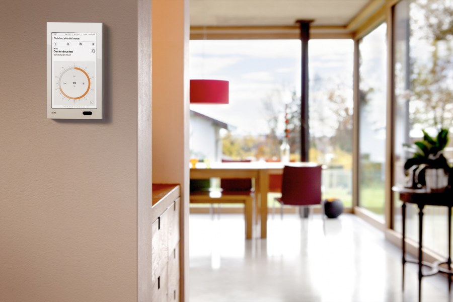 Смартконтро панель Юнг