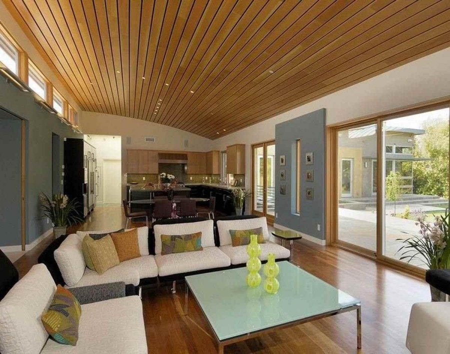 Гостиная с кессонным потолком