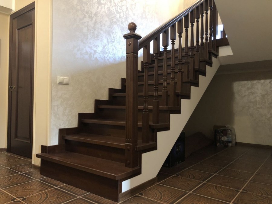Отделка лестницы