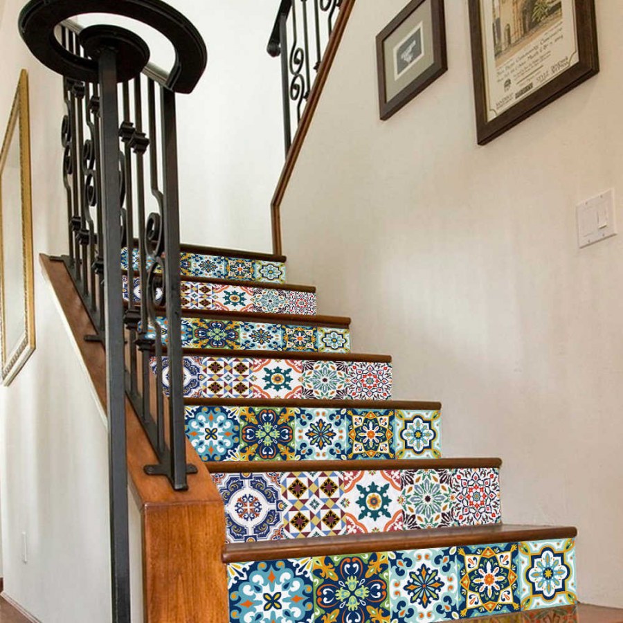 Отделка бетонной лестницы