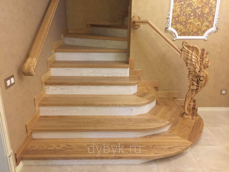 Отделка лестницы деревом