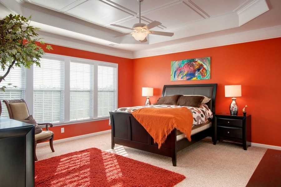 Оранжевая спальня