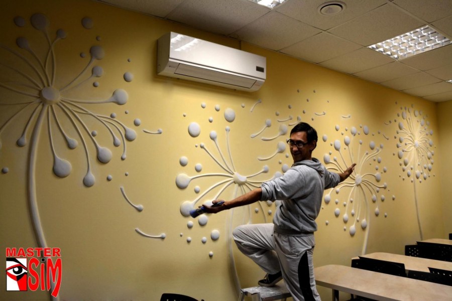 Барельеф одуванчики на стене