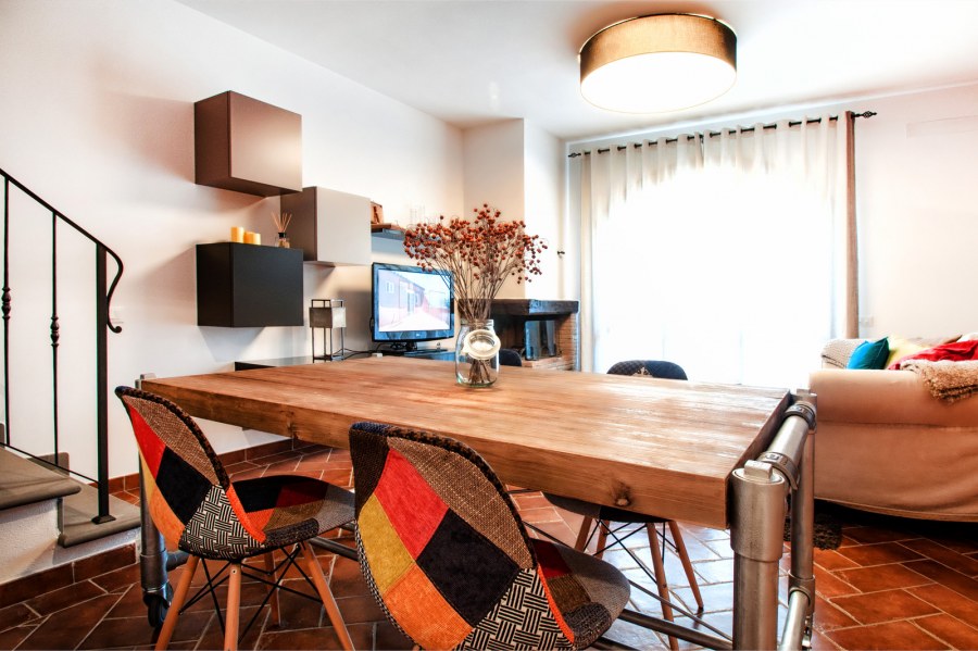 Скромный интерьер