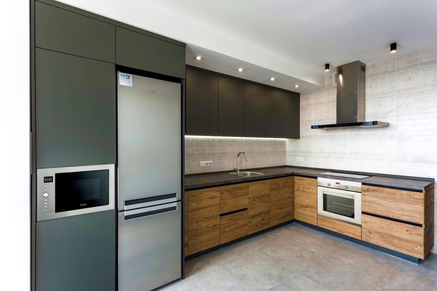 Кухня графит ручки gola