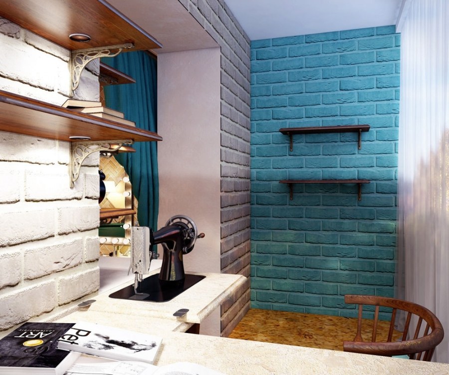 Балкон с кирпичной стеной