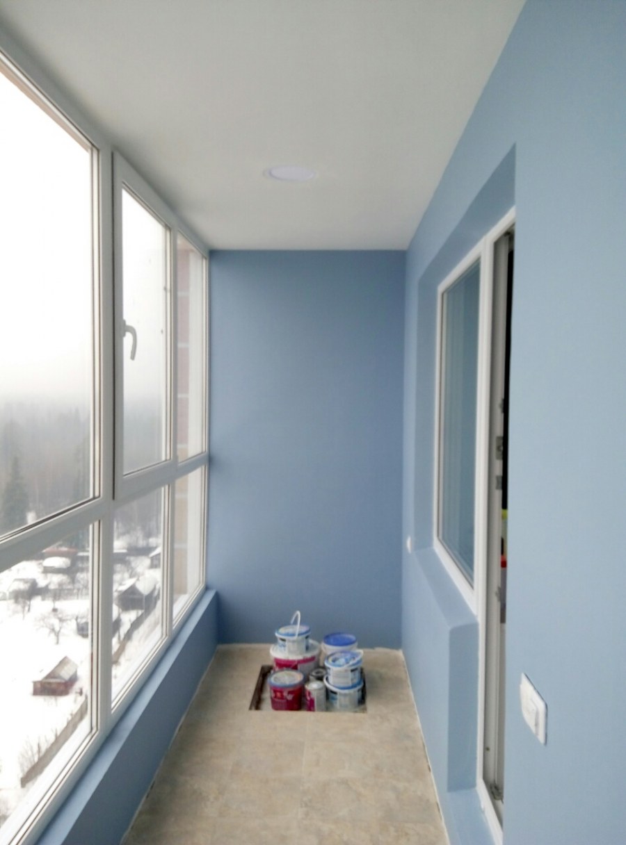 Крашеный балкон