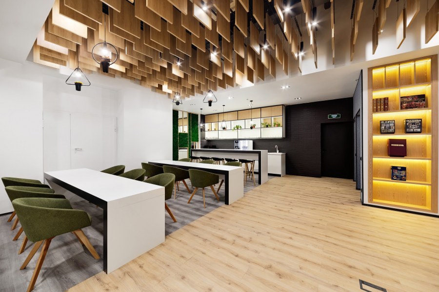 Оформление крана Новоданиловская 8