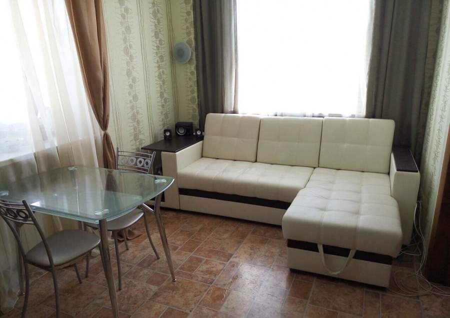 Аллея яблонь