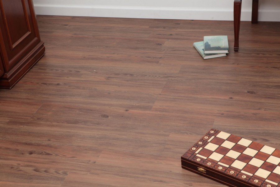 Плитка ПВХ Decoria сосна Гарда