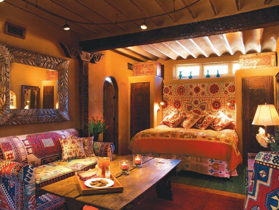 Комната в мексиканском стиле