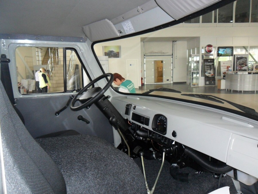 УАЗ-452 2021 салон