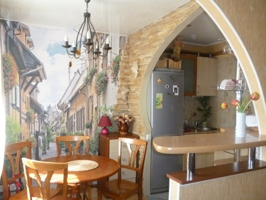 Фрески в маленькой кухне