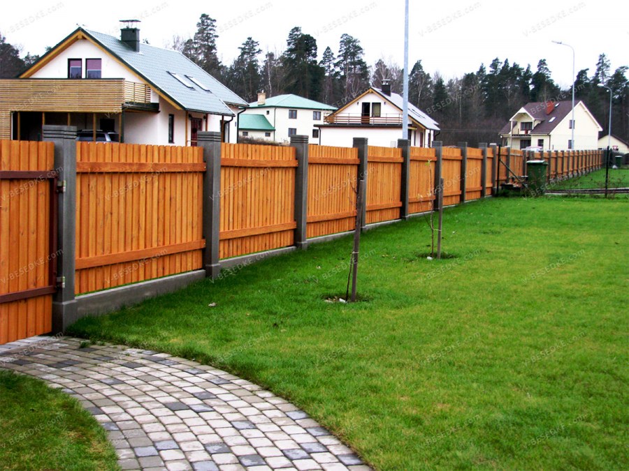 Забор на дачном участке
