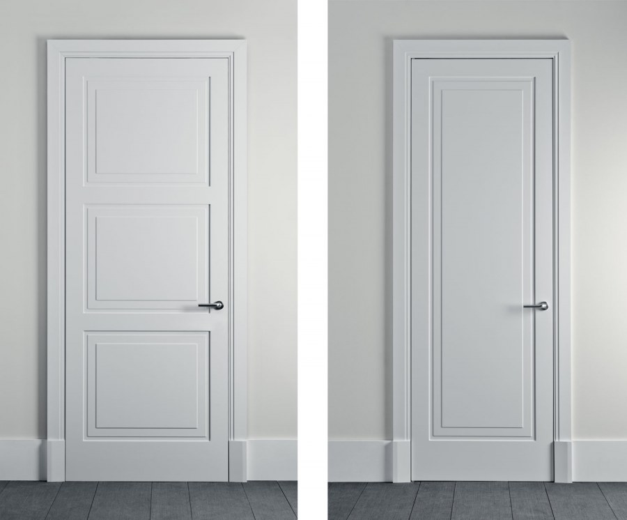 Классические двери серого цвета