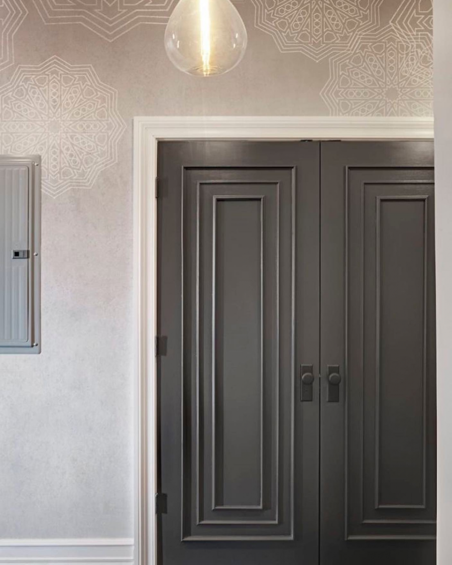 Межкомнатные двери в неоклассическом стиле