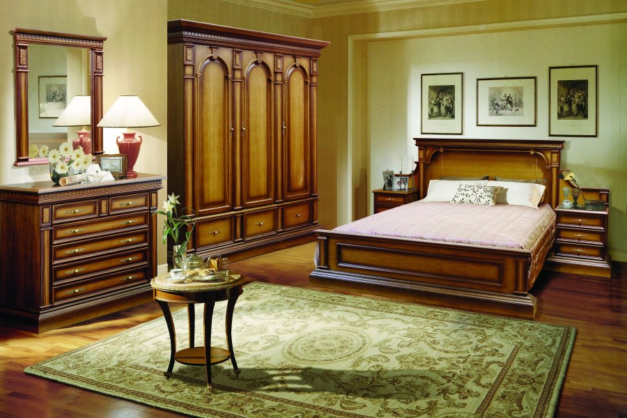 Спальный гарнитур Верона орех