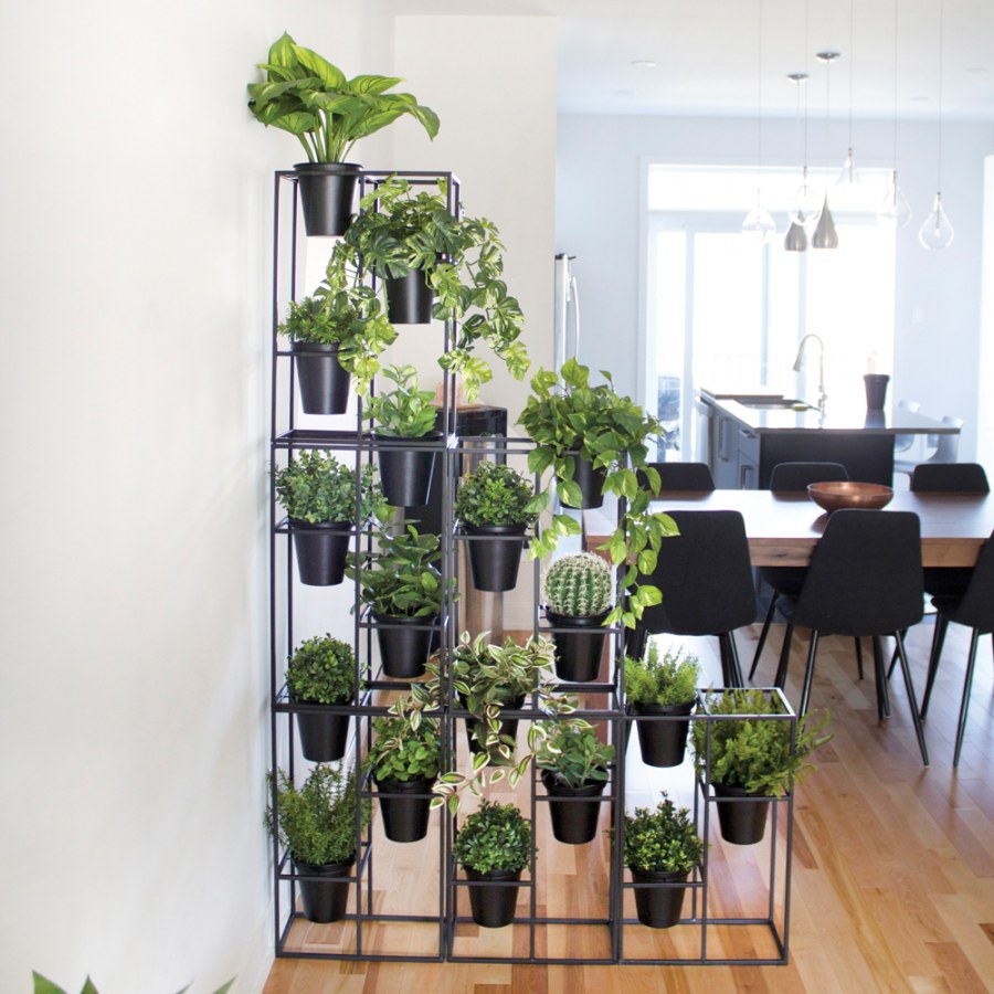 Комнатная перегородка под цветы