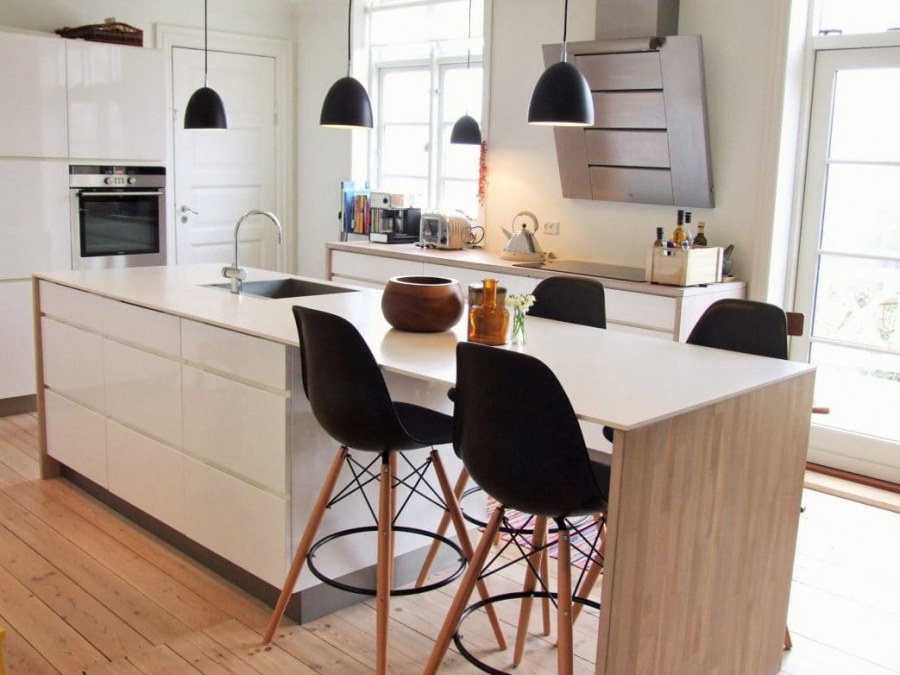 Барный стул Eames DSW В интерьере