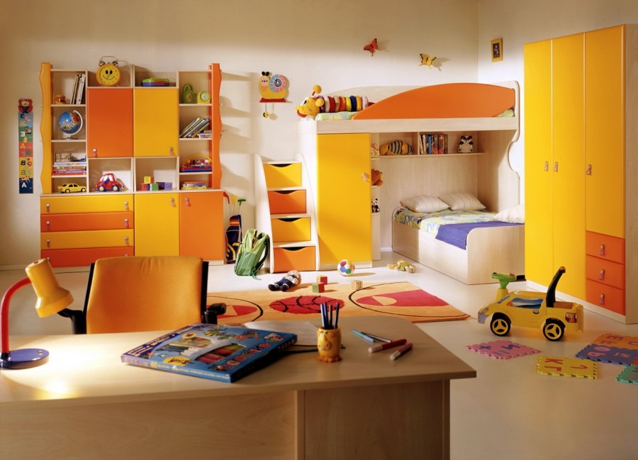 Мебель в детскую комнату для малышей