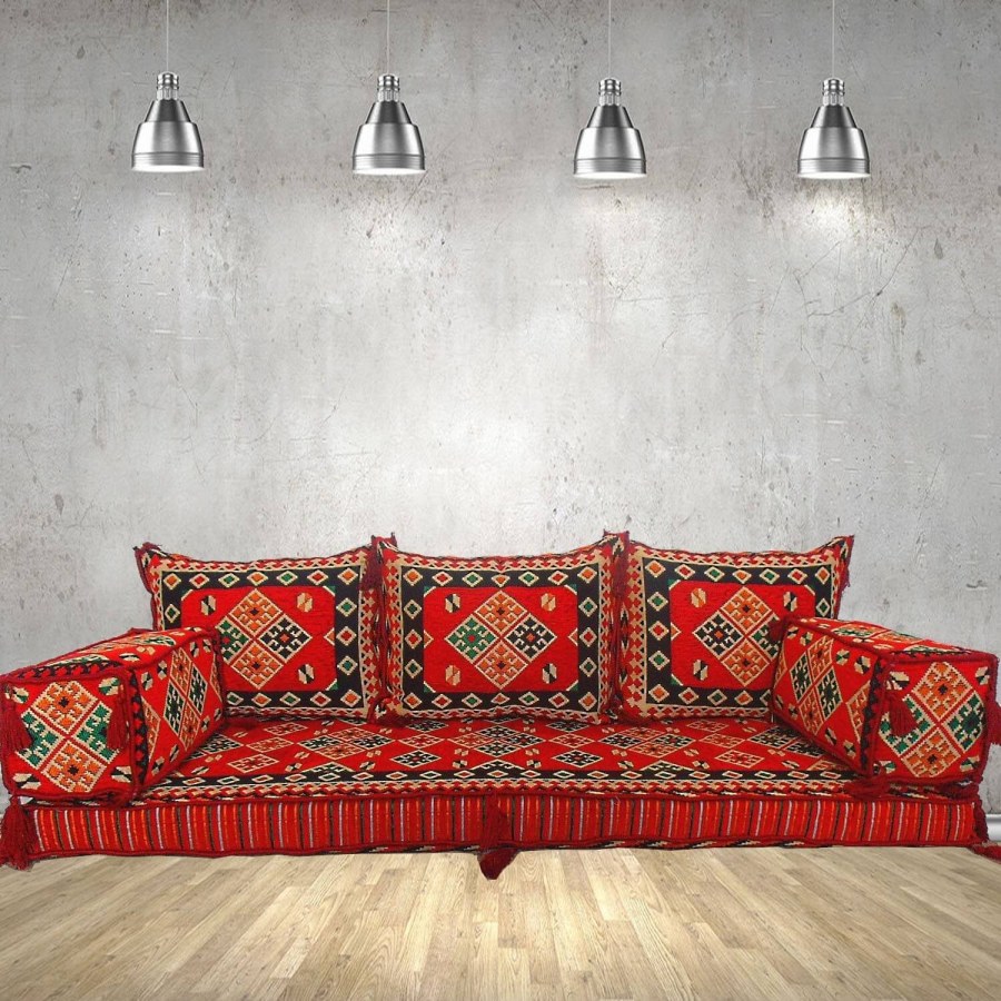 Диван в марокканском стиле