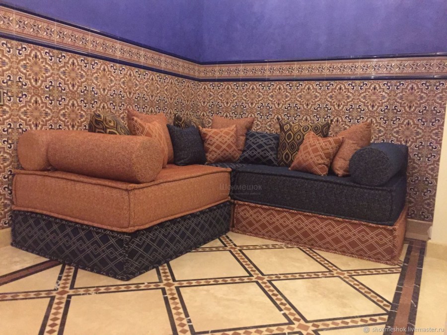 Угловой диван в Восточном стиле