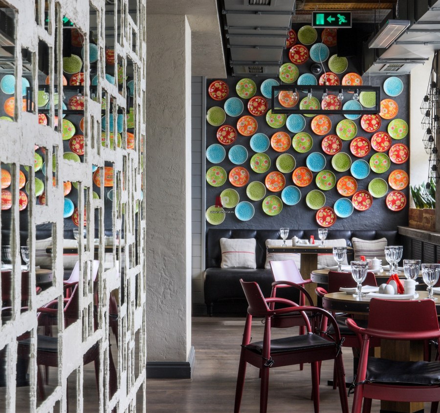 Украсить столовую цветами