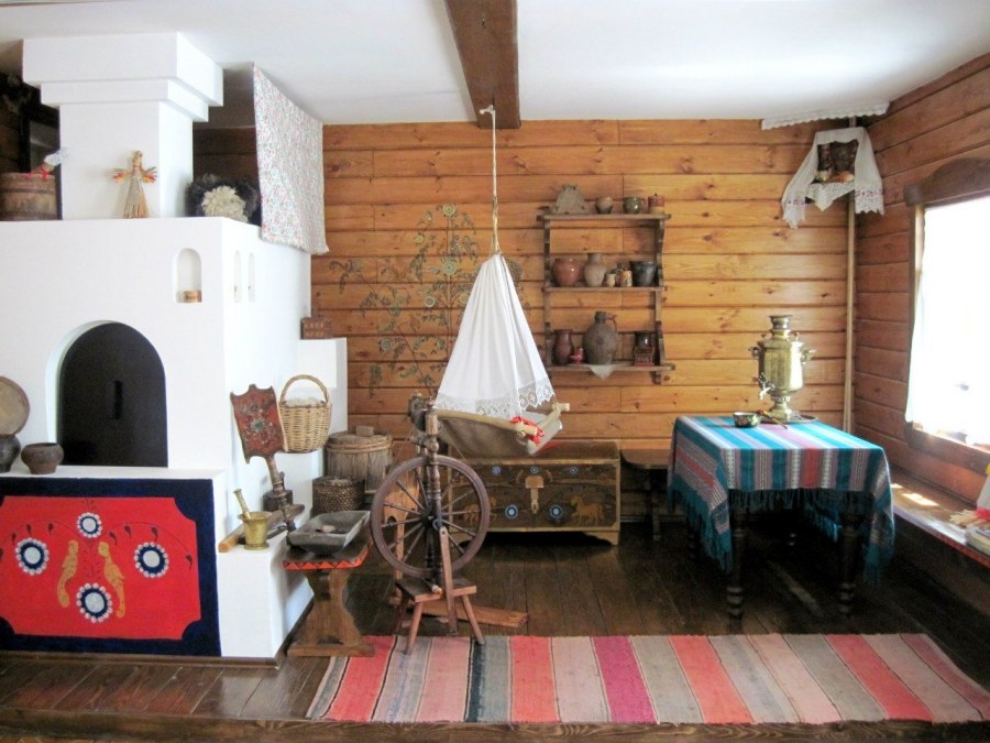 Горница зажиточного крестьянина