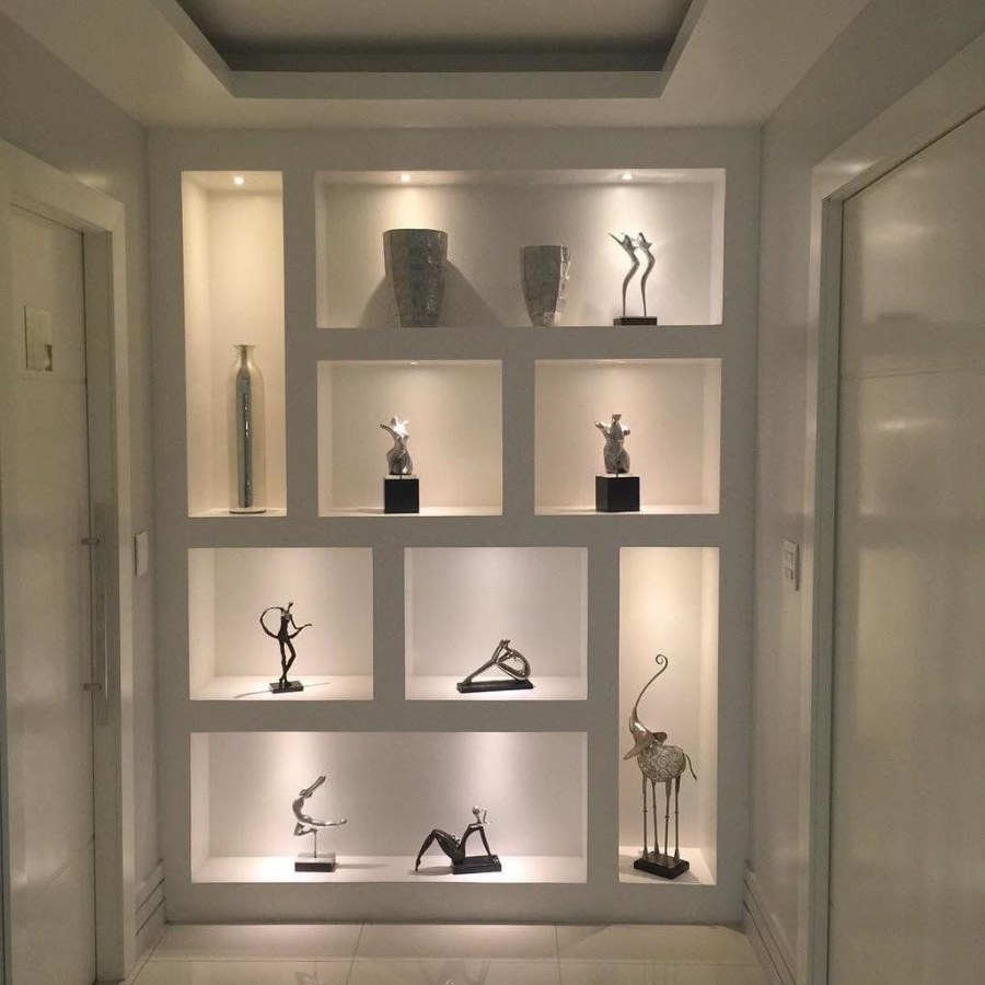 Декоративные ниши в стене