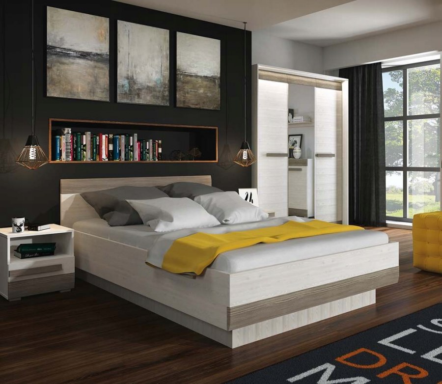 Спальные гарнитуры