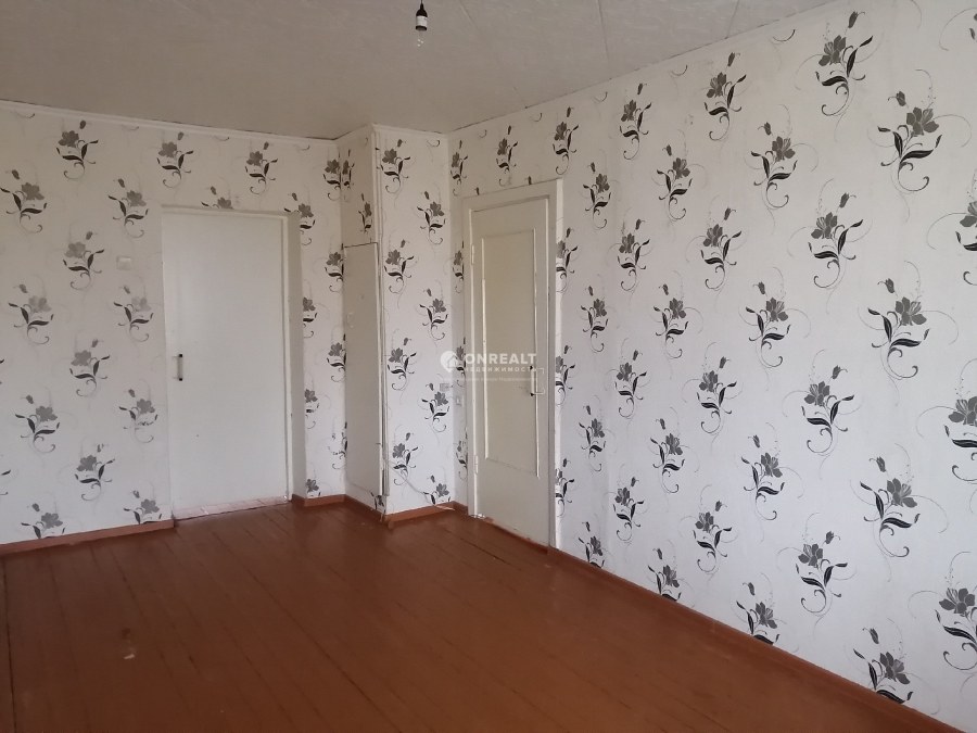 Гостиная с кухней с видом на сад