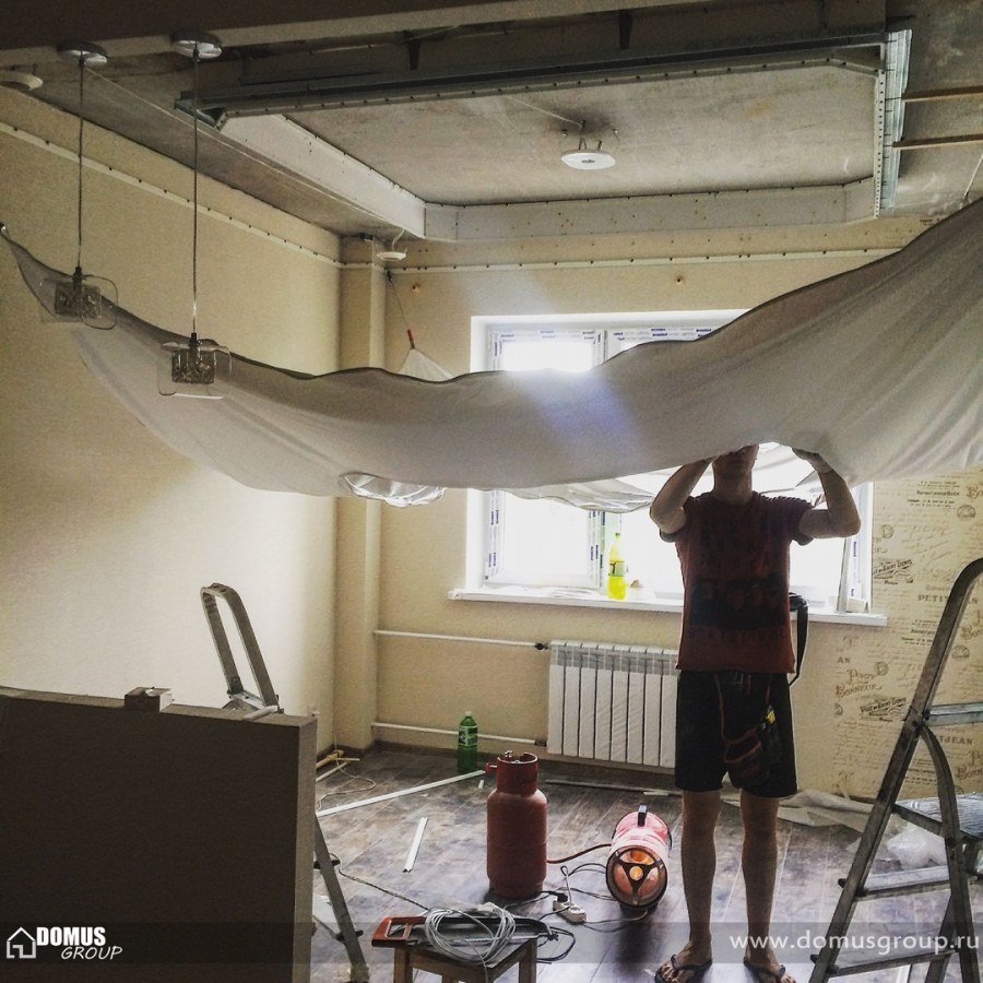 Монтажник натяжных потолков