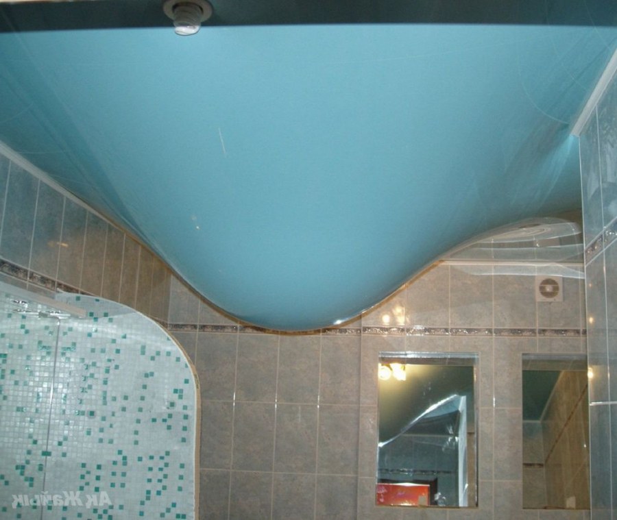 Натяжные потолки в ванную комнату Лагуна