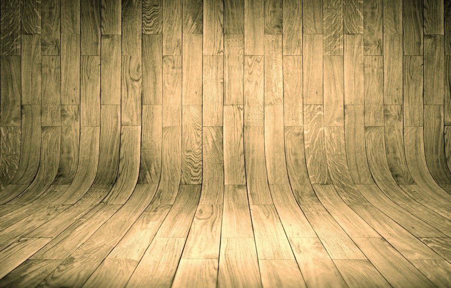 Деревянная стена