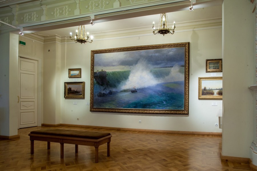 Айвазовского 14 Казань