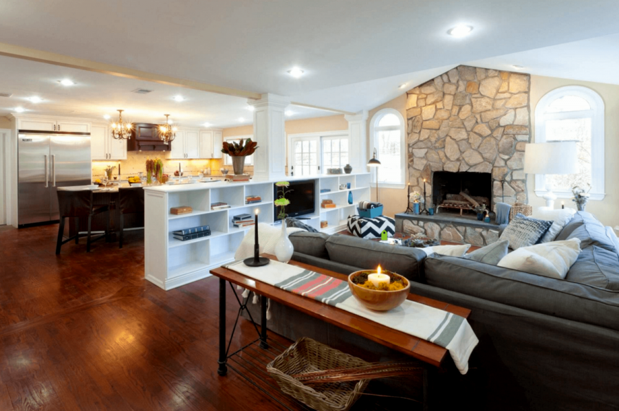 Планировка огромная кухня гостинна