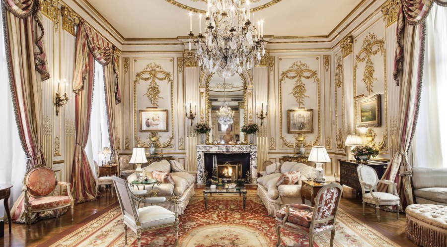 Зеркала в стиле Барокко в интерьере