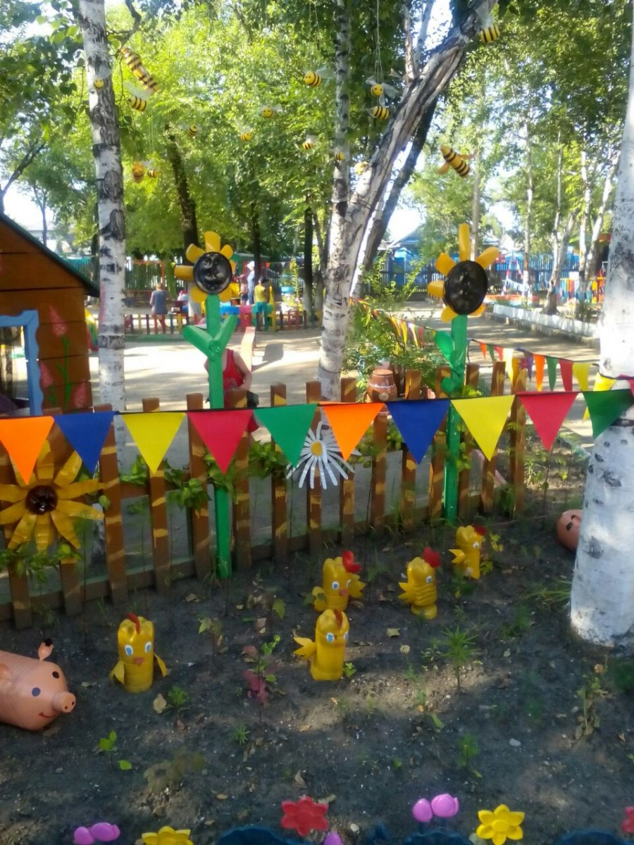 Украшение участков в детском саду