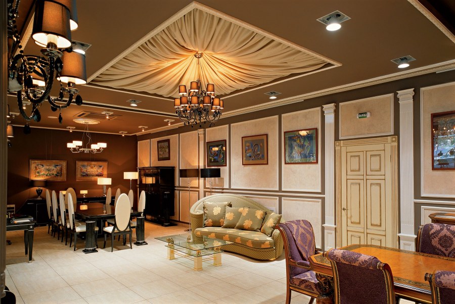 Натяжной потолок в стиле Неоклассика