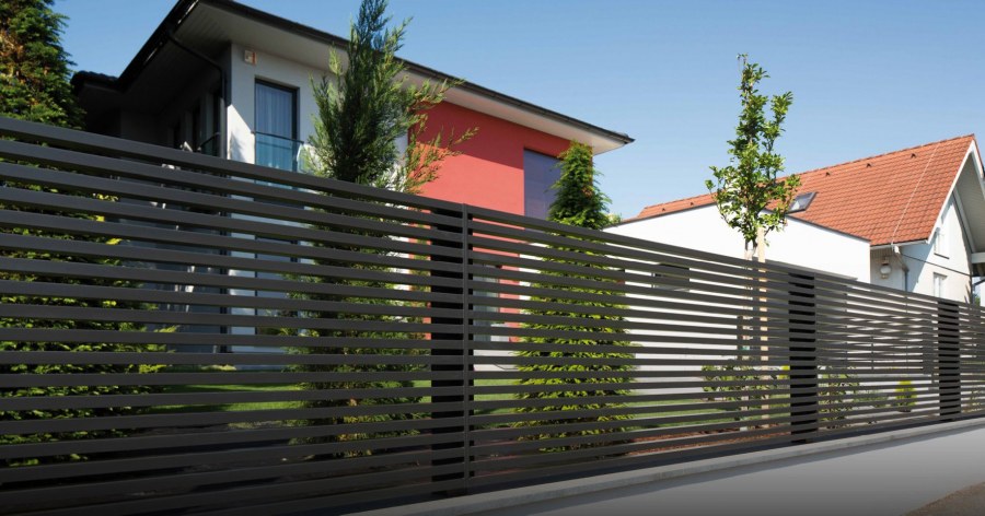 Красивые современные заборы