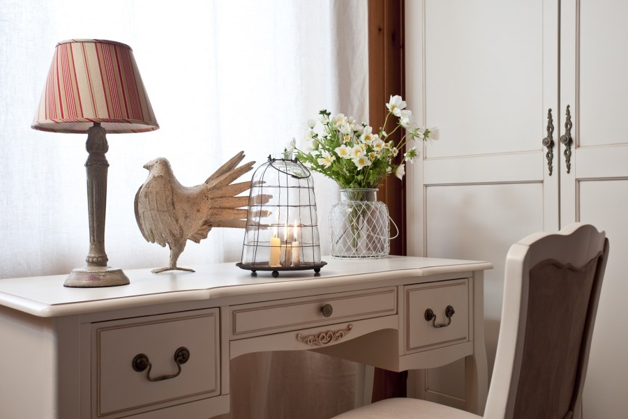Рабочий стол в стиле Прованс