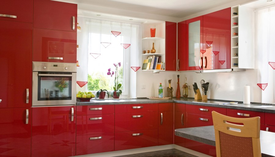 Красный кухонный гарнитур