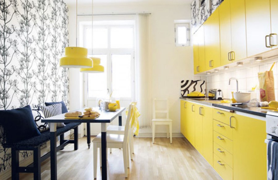 Модные обои для стен на кухню 2021