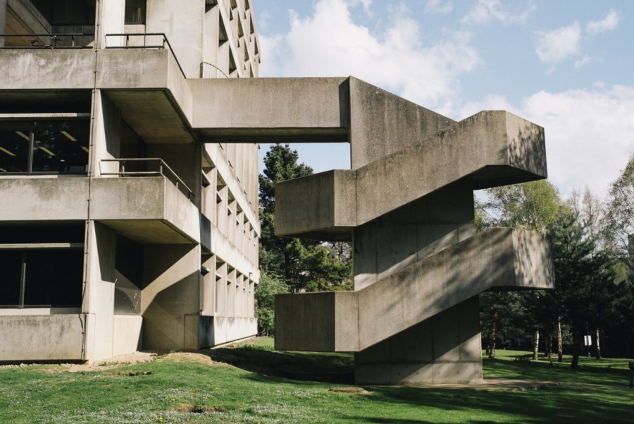 Брутализм в Англии