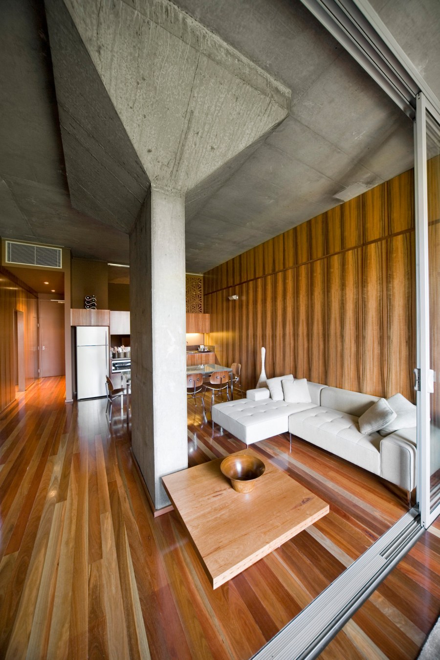 Брутализм в архитектуре интерьер