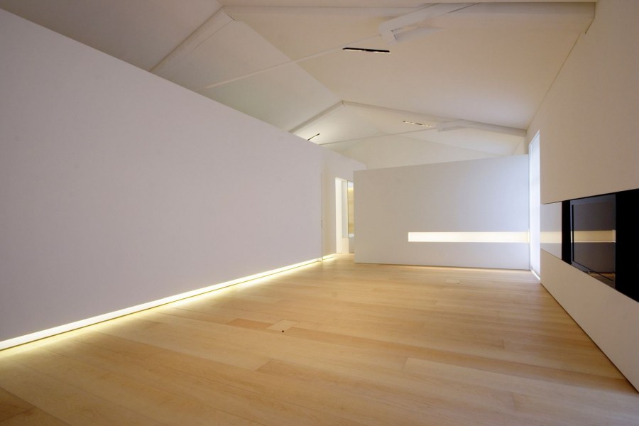 Комбинированное освещение в интерьере