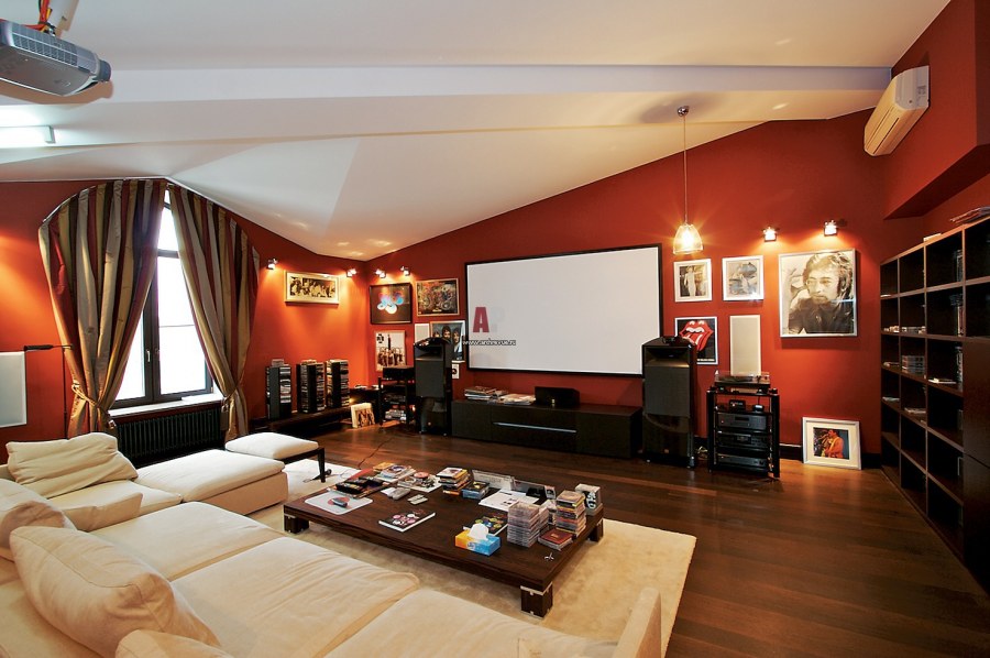 Домашний кинотеатр в гостиной